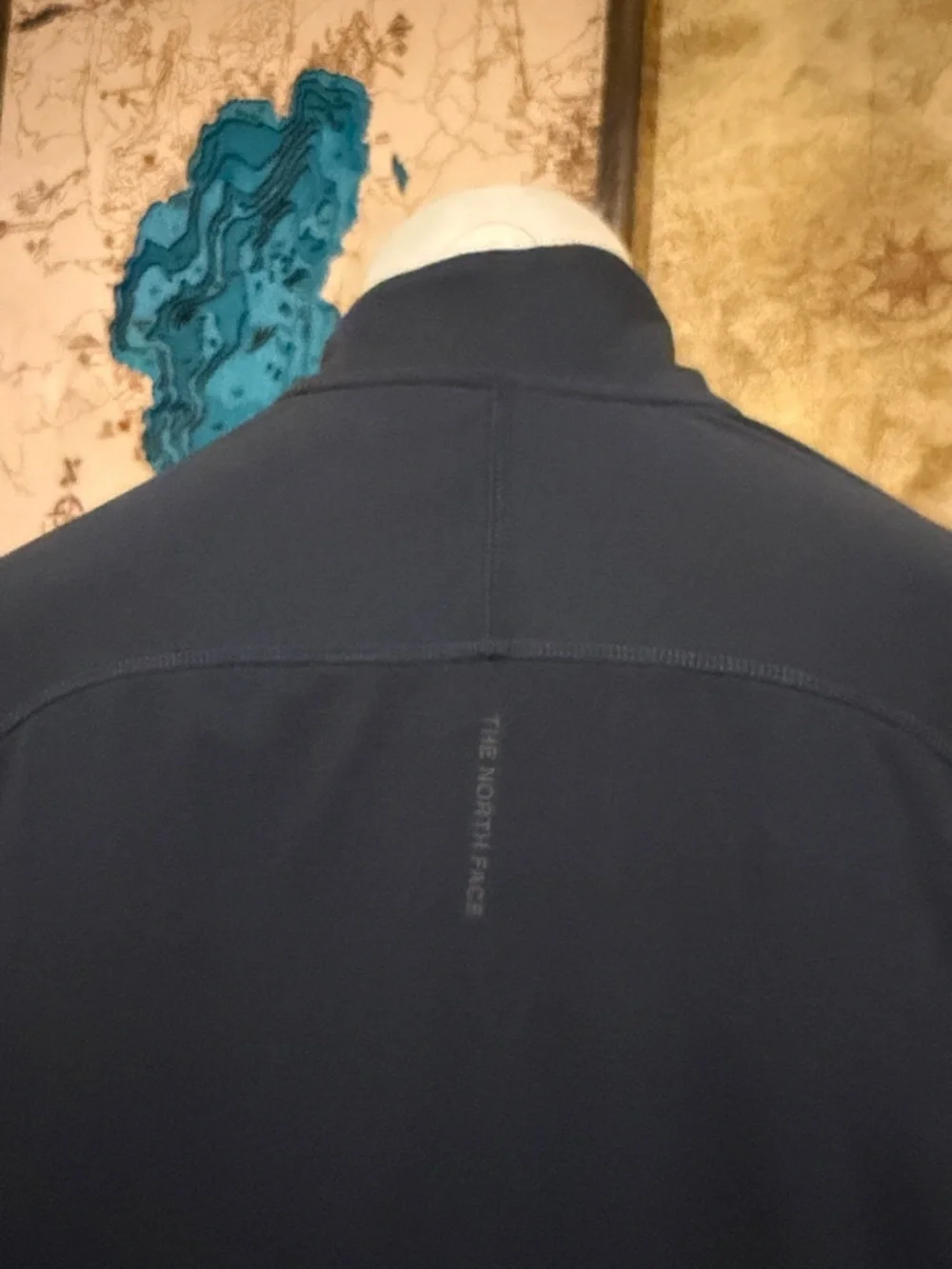 The North Face Men's Dark Navy/Black Quarter-Zip Pullover small